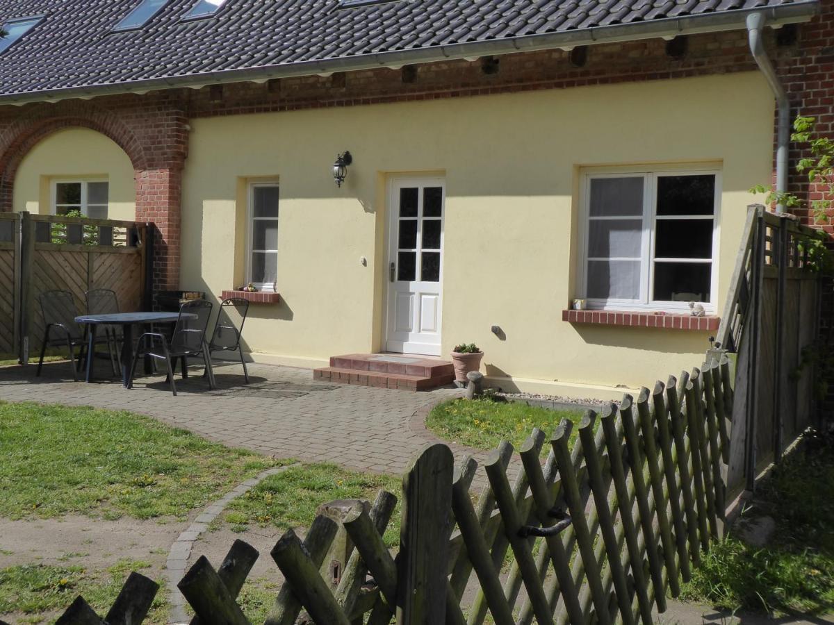 Ferienwohnung Ostseewald Rostock Bagian luar foto